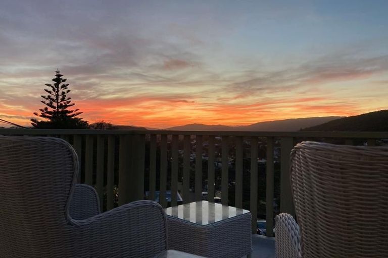 Photo of property in 25 Rangoon Street, Khandallah, Wellington, 6035