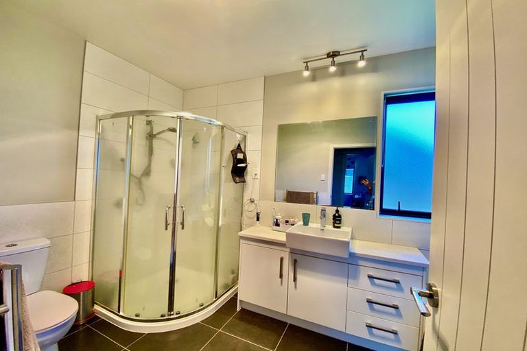 Photo of property in 101 Saint James Drive, Huntington, Hamilton, 3210