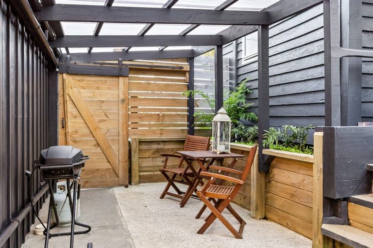 Photo of property in 26 Seatoun Avenue, Leigh, Warkworth, 0985