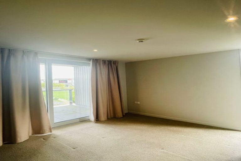 Photo of property in 604/27 Don Mckinnon Drive, Albany, Auckland, 0632