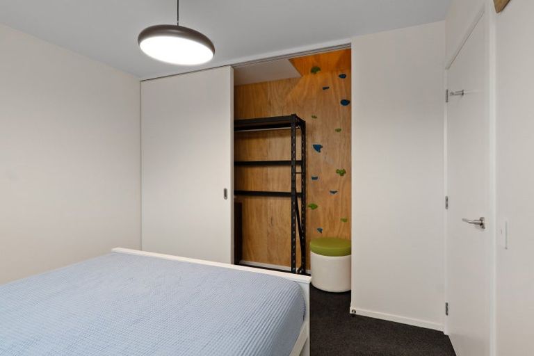 Photo of property in 22 Woodlau Rise, Huntsbury, Christchurch, 8022
