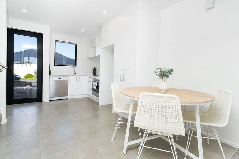 Photo of property in 17a Malaga Crescent, Harewood, Christchurch, 8051