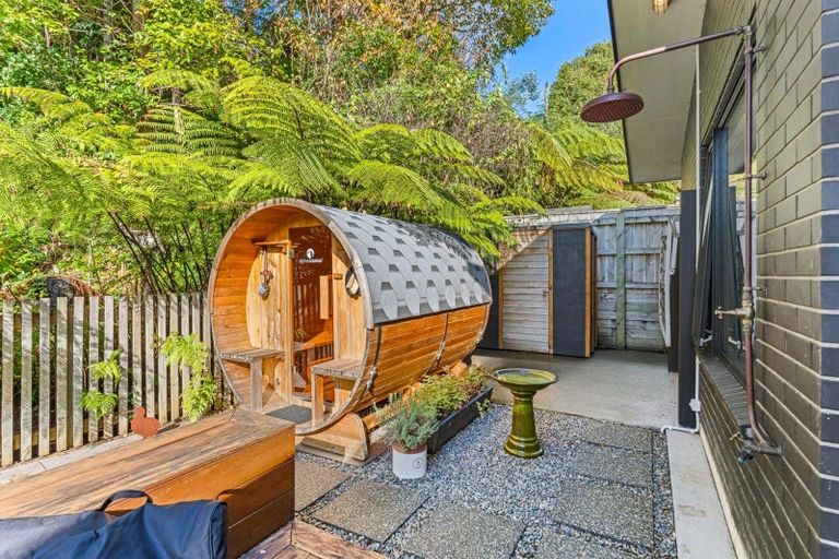 Photo of property in 4 Bright Way, Lower Vogeltown, New Plymouth, 4310