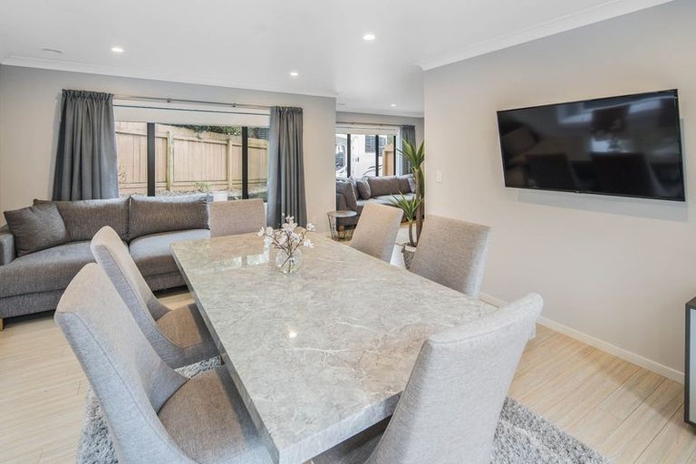 Photo of property in 7 Claverton Grove, Churton Park, Wellington, 6037