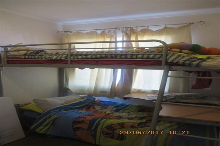 Photo of property in 101 Oakfield Crescent, Pukete, Hamilton, 3200