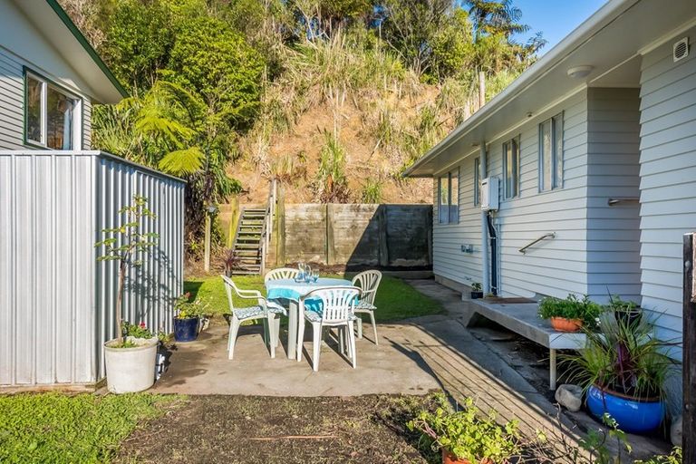 Photo of property in 32 Kingsley Street, Stokes Valley, Lower Hutt, 5019