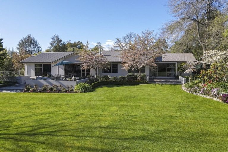 Photo of property in 29 Ribbonwood Road, Geraldine Downs, Geraldine, 7991
