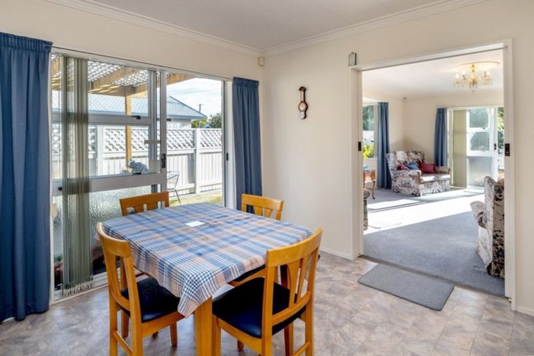 Photo of property in 5a Miller Place, Masterton, 5810