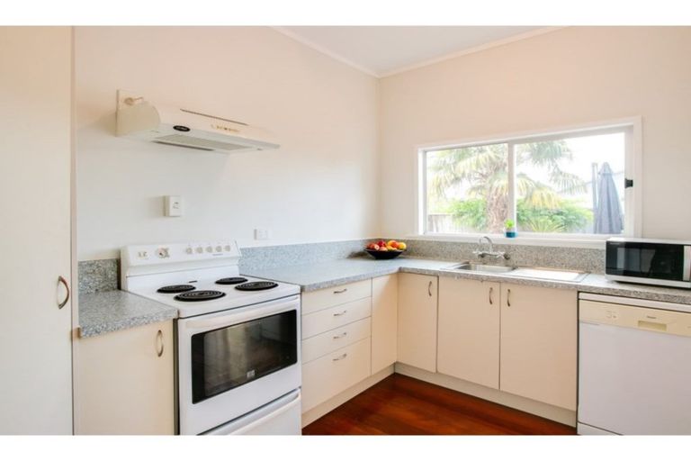 Photo of property in 8 Anzac Avenue, Onekawa, Napier, 4110