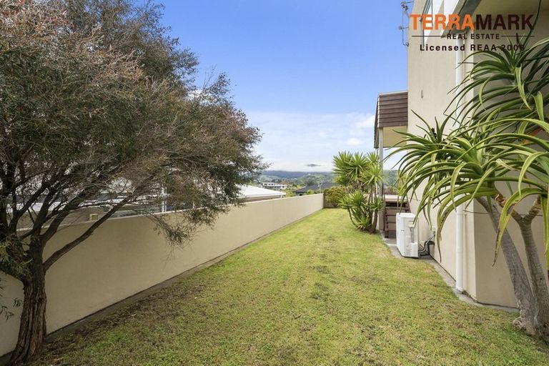Photo of property in 2 Metzenthin Close, Raumati South, Paraparaumu, 5032