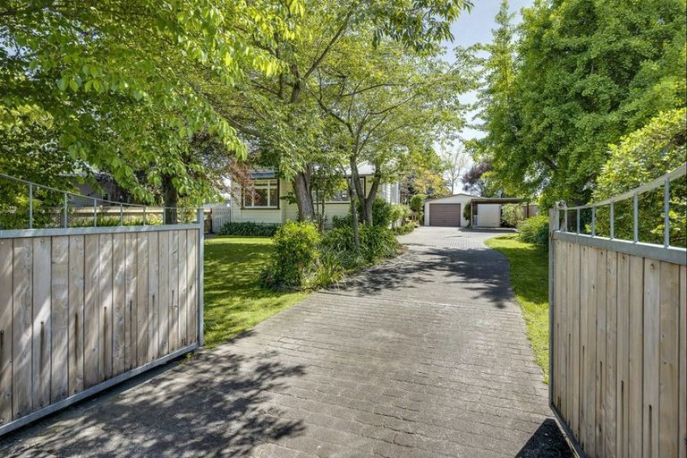 Photo of property in 3 Moeller Street, Taradale, Napier, 4112