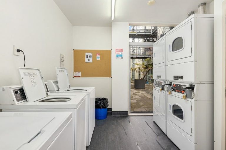 Photo of property in Hanson House, 1a/27 Hanson Street, Mount Cook, Wellington, 6021