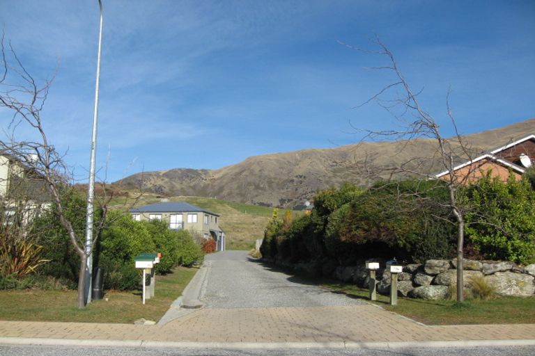 Photo of property in 77b Meadowstone Drive, Wanaka, 9305