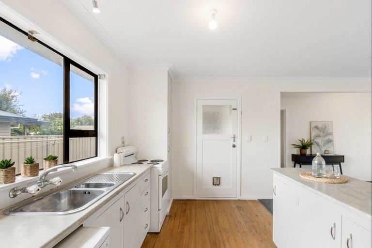 Photo of property in 40 Harold Holt Avenue, Onekawa, Napier, 4110