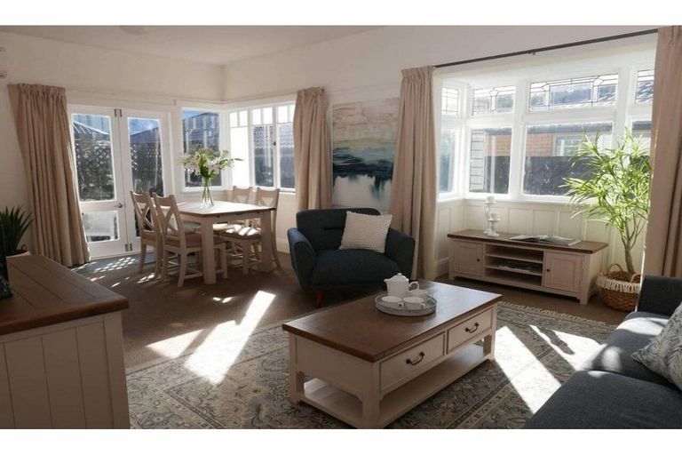 Photo of property in 8 Freyberg Avenue, Riccarton, Christchurch, 8011