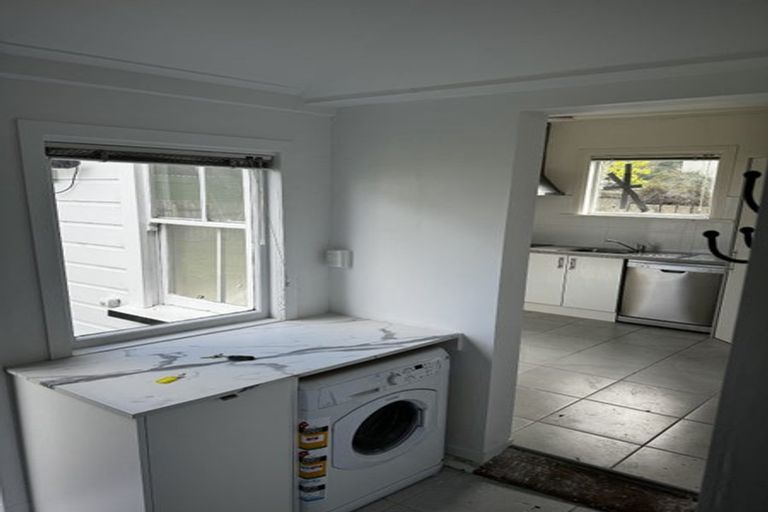 Photo of property in 31b Hall Street, Newtown, Wellington, 6021