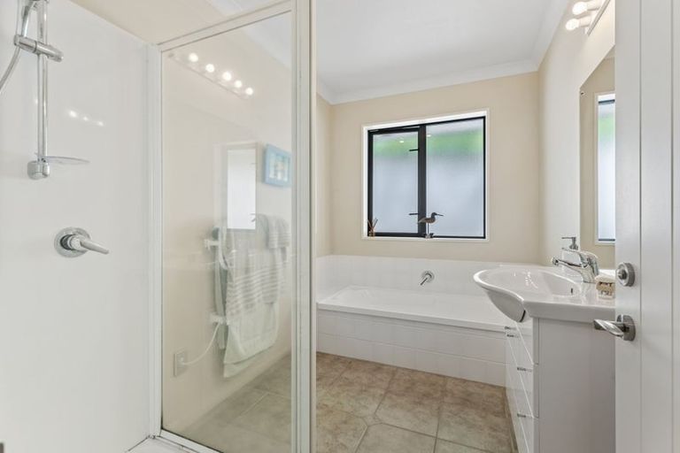 Photo of property in 21 James Drive, Diamond Harbour,  8971