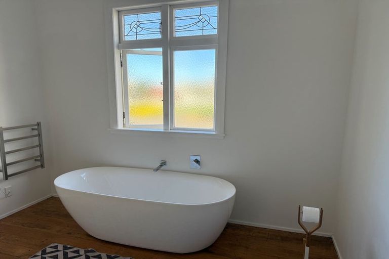 Photo of property in 130 Moxham Avenue, Hataitai, Wellington, 6021