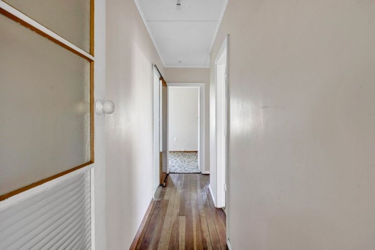 Photo of property in 3 Hickey Place, Opunake, 4616