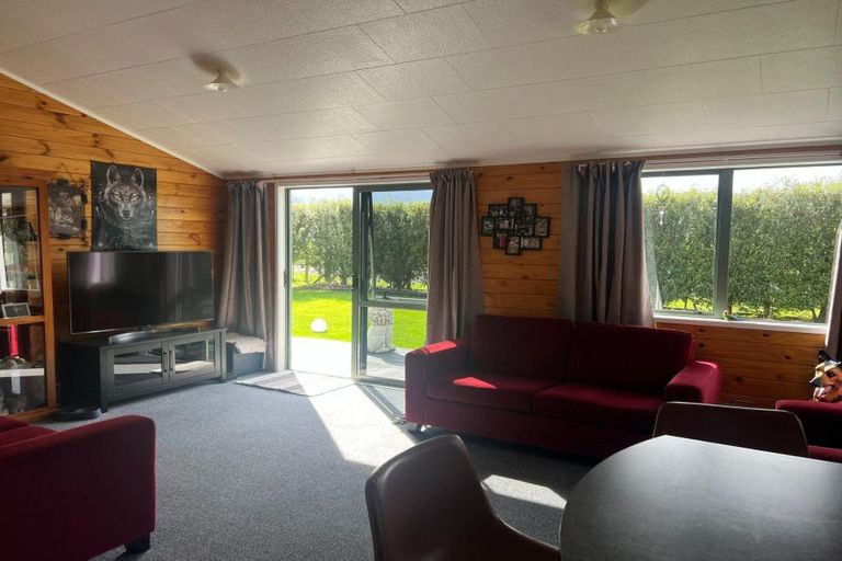 Photo of property in 341 Maharahara Road, Dannevirke, 4972