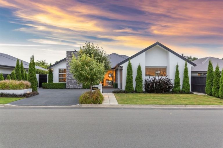 Photo of property in 26 Brookwater Avenue, Northwood, Christchurch, 8051