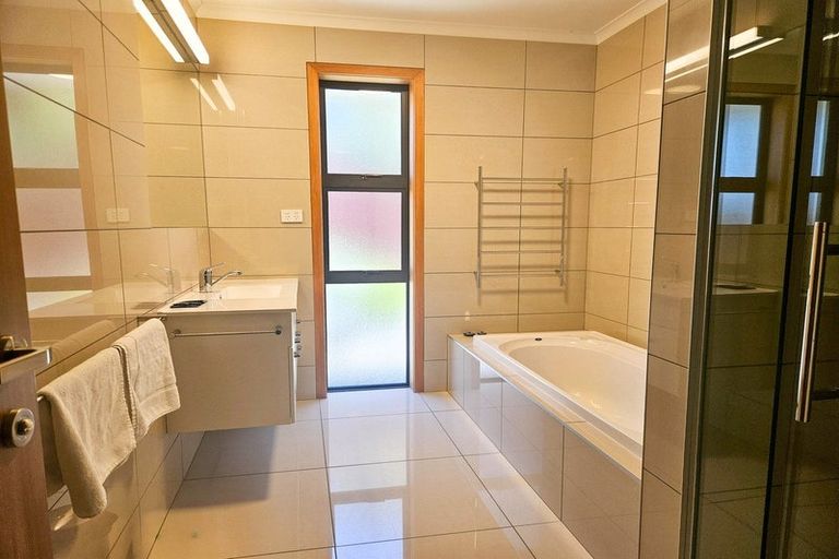 Photo of property in 2 Walter Black Place, Lake Tekapo, 7999