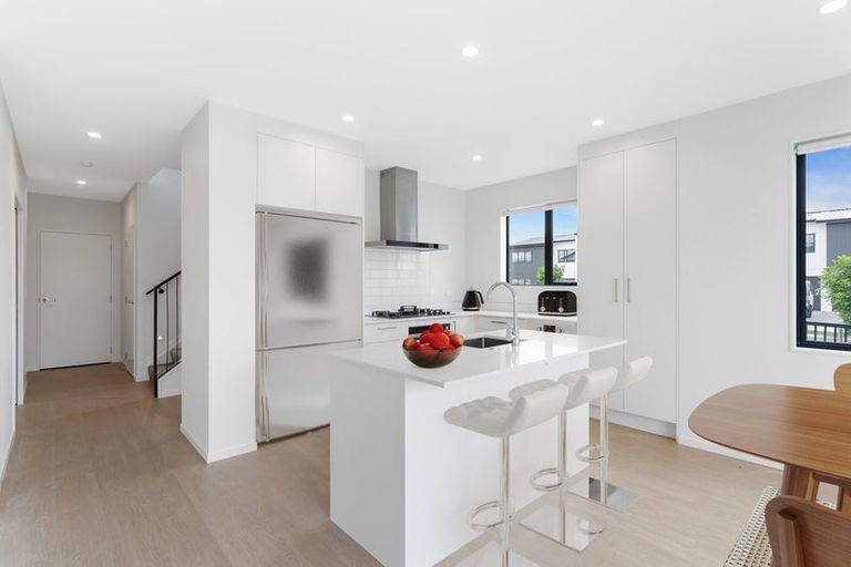 Photo of property in 50 Katikati Drive, Manurewa, 2102