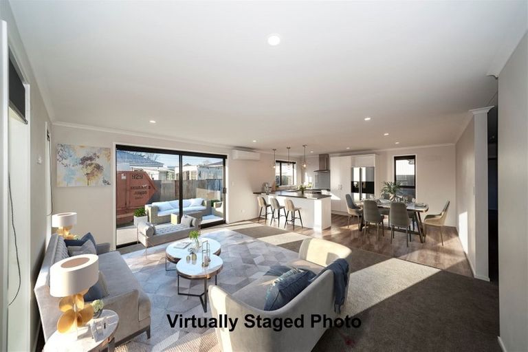 Photo of property in 32a Hunter Street, Hawera, 4610