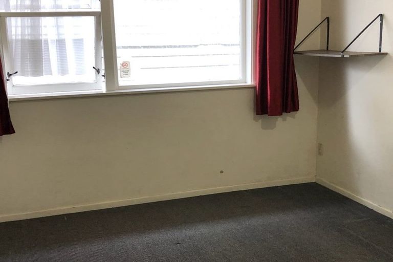 Photo of property in 92 Nairn Street, Mount Cook, Wellington, 6011