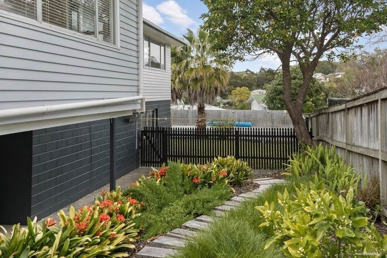 Photo of property in 46 Lynden Avenue, Hillcrest, Auckland, 0627
