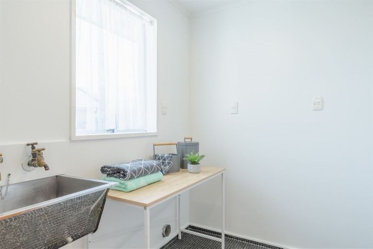 Photo of property in 11 Tie Place, Wigram, Christchurch, 8042