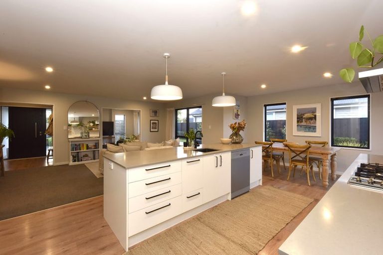 Photo of property in 4 Papawai Drive, Rangiora, 7400