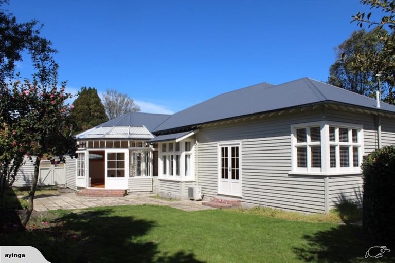 Photo of property in 31 Stratford Street, Merivale, Christchurch, 8014
