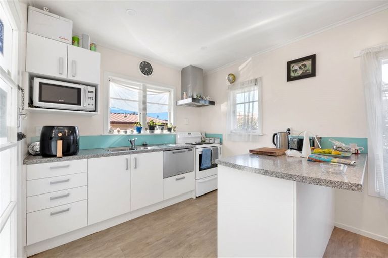 Photo of property in 21 Franklin Avenue, Papatoetoe, Auckland, 2024