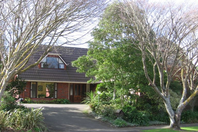 Photo of property in 4 Mana Place, Awapuni, Palmerston North, 4412