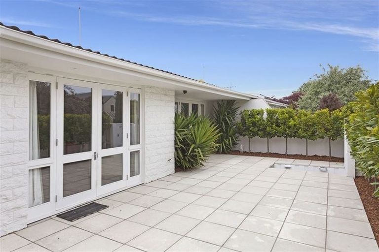 Photo of property in 1/83 Hinau Street, Riccarton, Christchurch, 8041