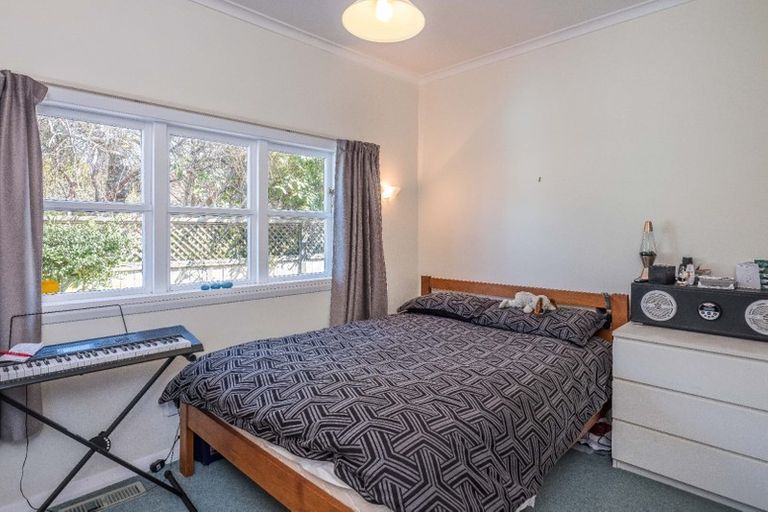 Photo of property in 6 Station Road, Khandallah, Wellington, 6035