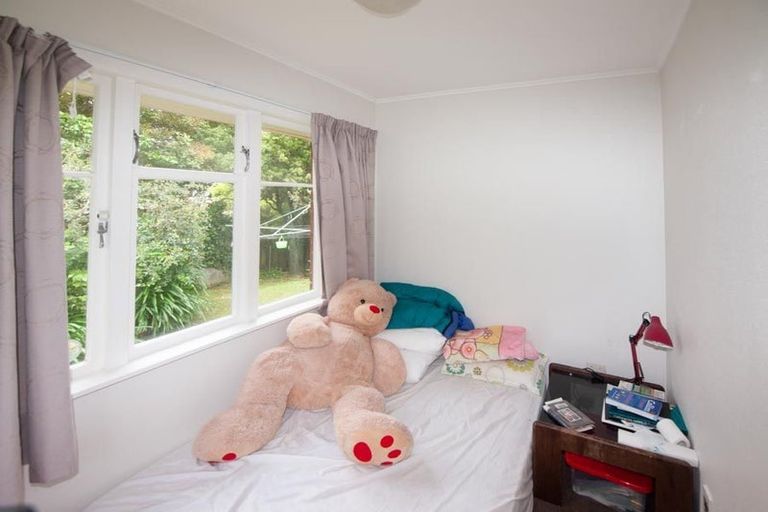 Photo of property in 11 Braemar Terrace, Johnsonville, Wellington, 6037