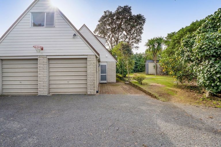 Photo of property in 1138 South Road, Oakura, 4314