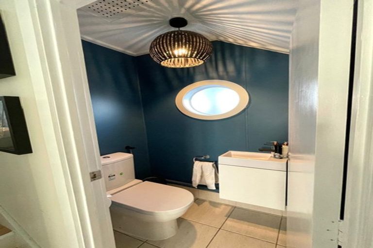 Photo of property in 7/38 Kitchener Road, Milford, Auckland, 0620