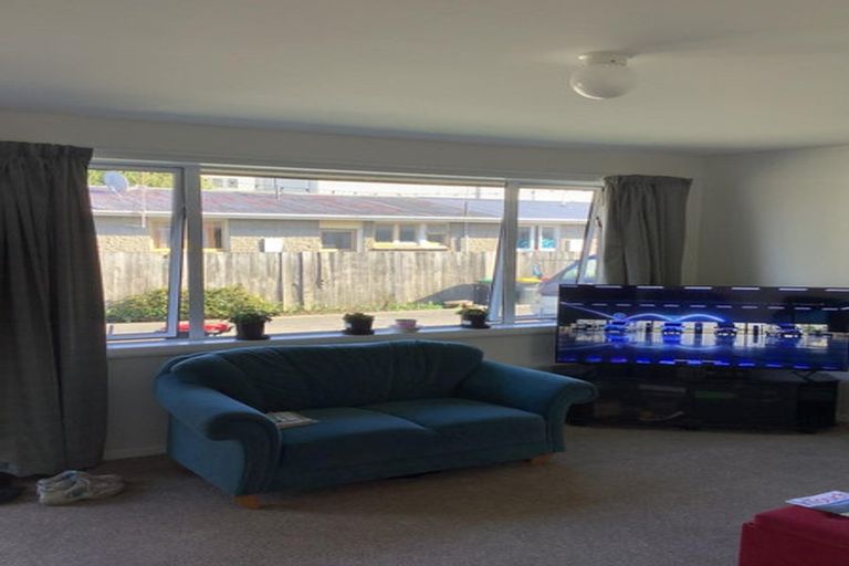 Photo of property in 2/451 Hereford Street, Linwood, Christchurch, 8011