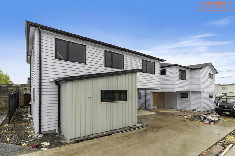 Photo of property in 12 Mervan Street, Mangere East, Auckland, 2024