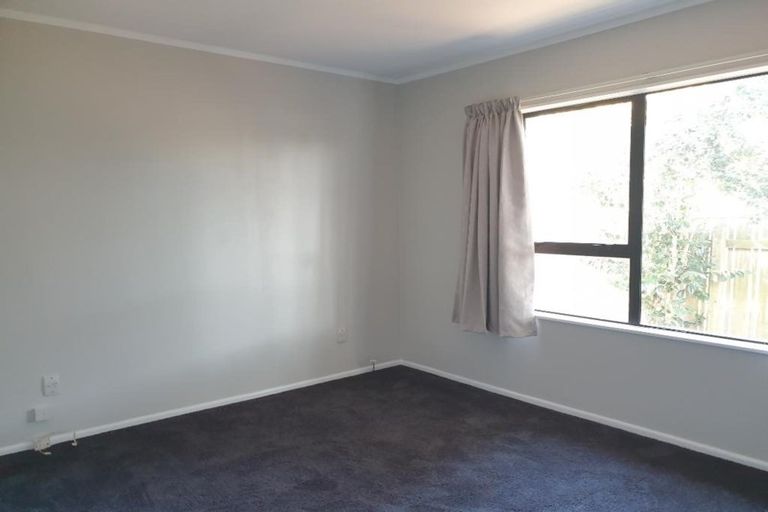 Photo of property in 22 Linwood Drive, Paraparaumu, 5032