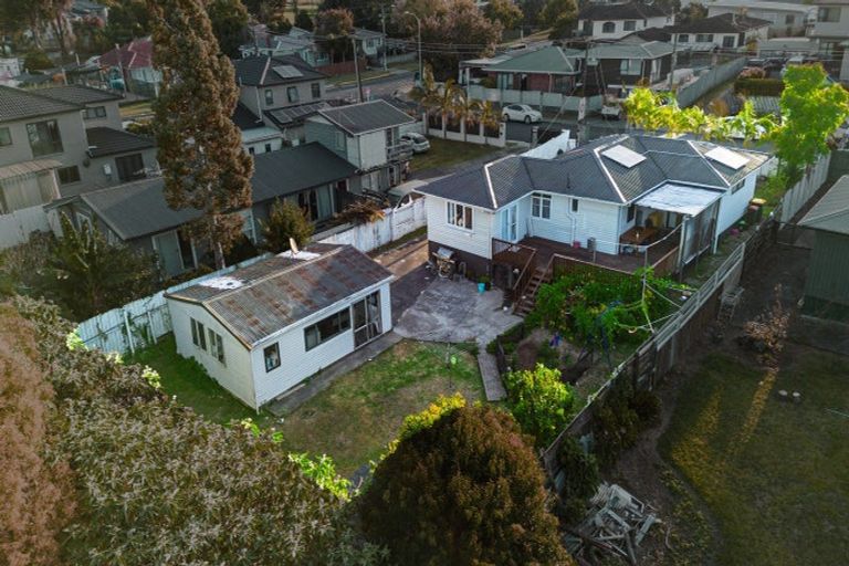 Photo of property in 5 Cornwall Road, Papatoetoe, Auckland, 2025