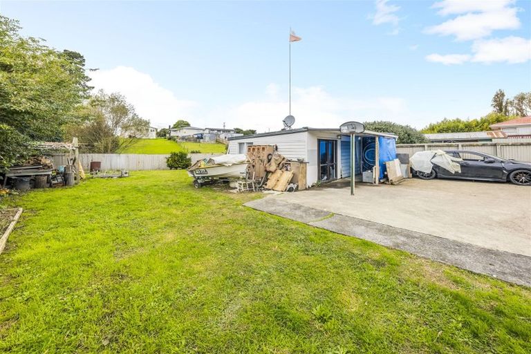 Photo of property in 4 Tindall Crescent, Otara, Auckland, 2023