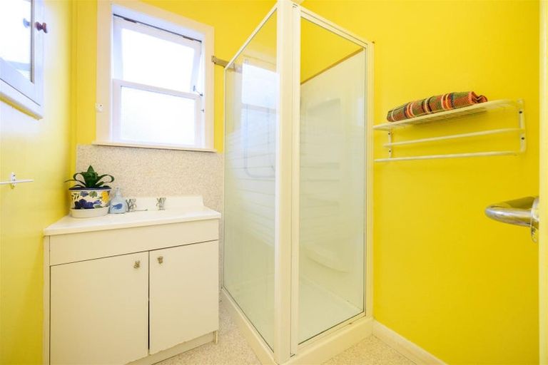 Photo of property in 19 Morris Street, Marton, 4710