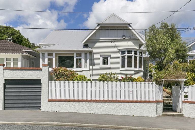 Photo of property in 57 Waipapa Road, Hataitai, Wellington, 6021