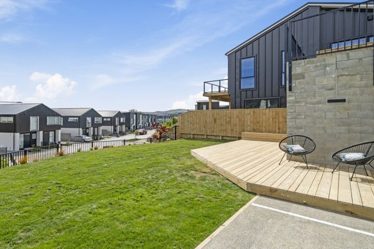 Photo of property in 38 Hokioi Drive, Kenepuru, Porirua, 5022