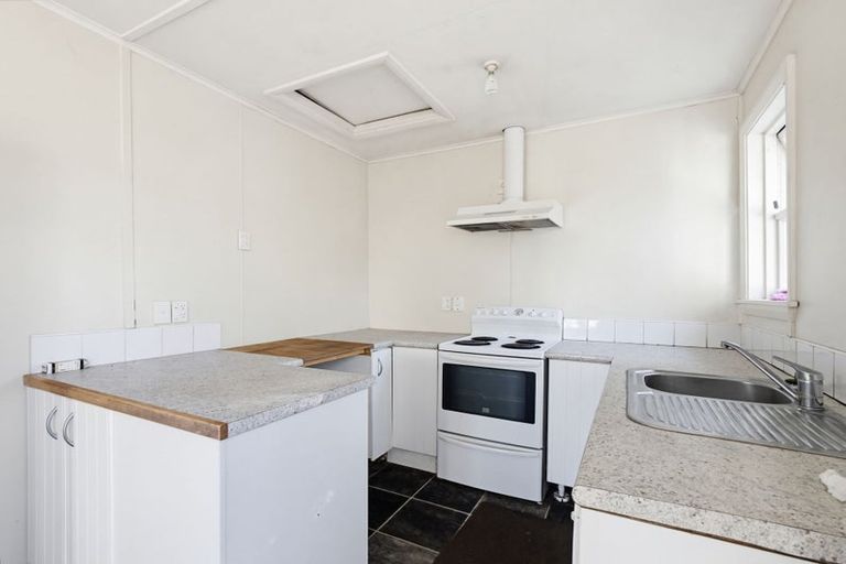 Photo of property in 14 Karamu Street, Upper Riccarton, Christchurch, 8041