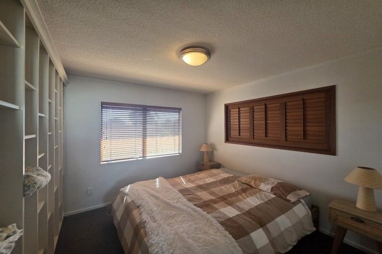 Photo of property in 128a Karewa Parade, Papamoa Beach, Papamoa, 3118